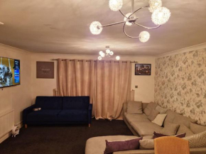 holiday apartment 3 bedroom free sports sleeps 7